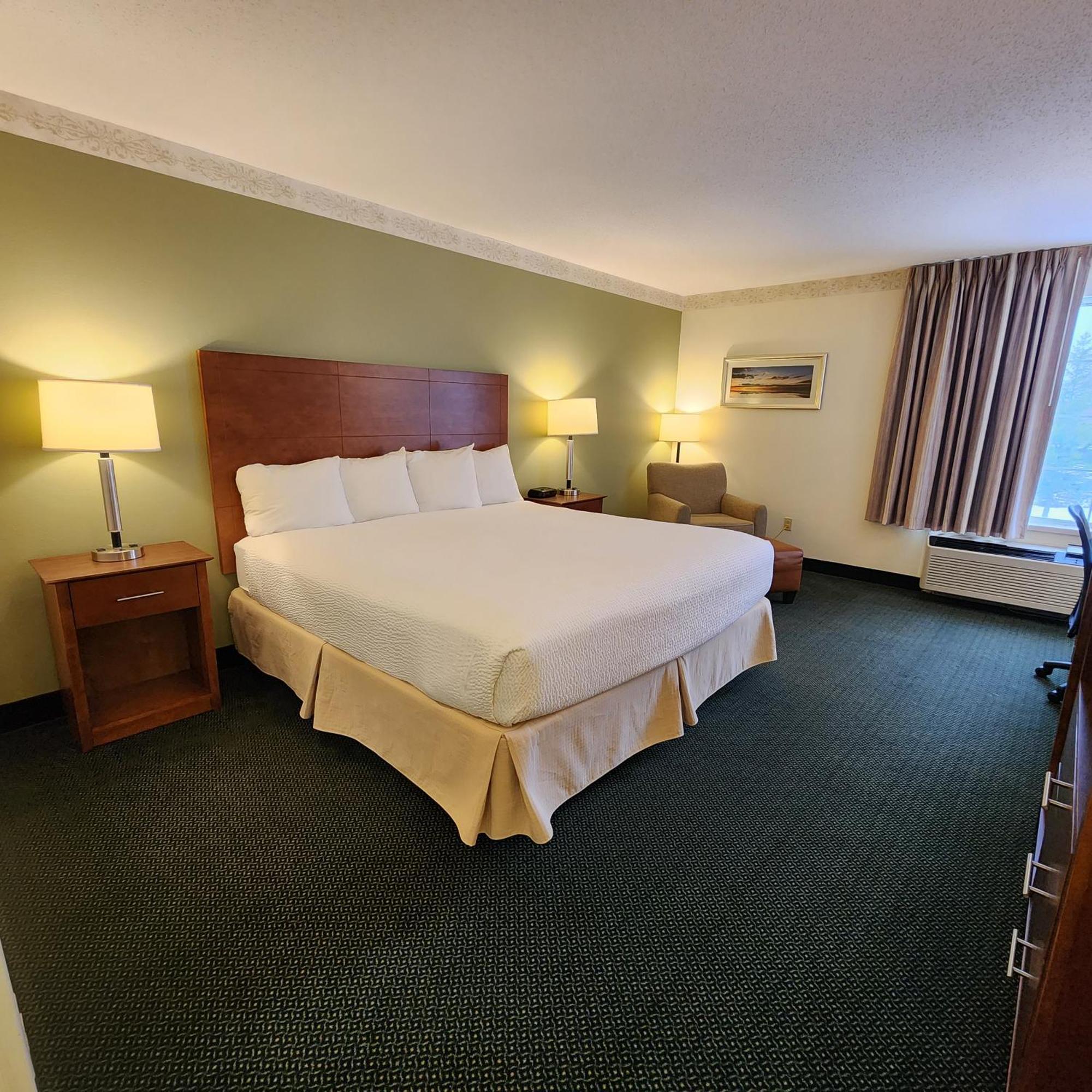 Baymont By Wyndham Mackinaw City Eksteriør billede