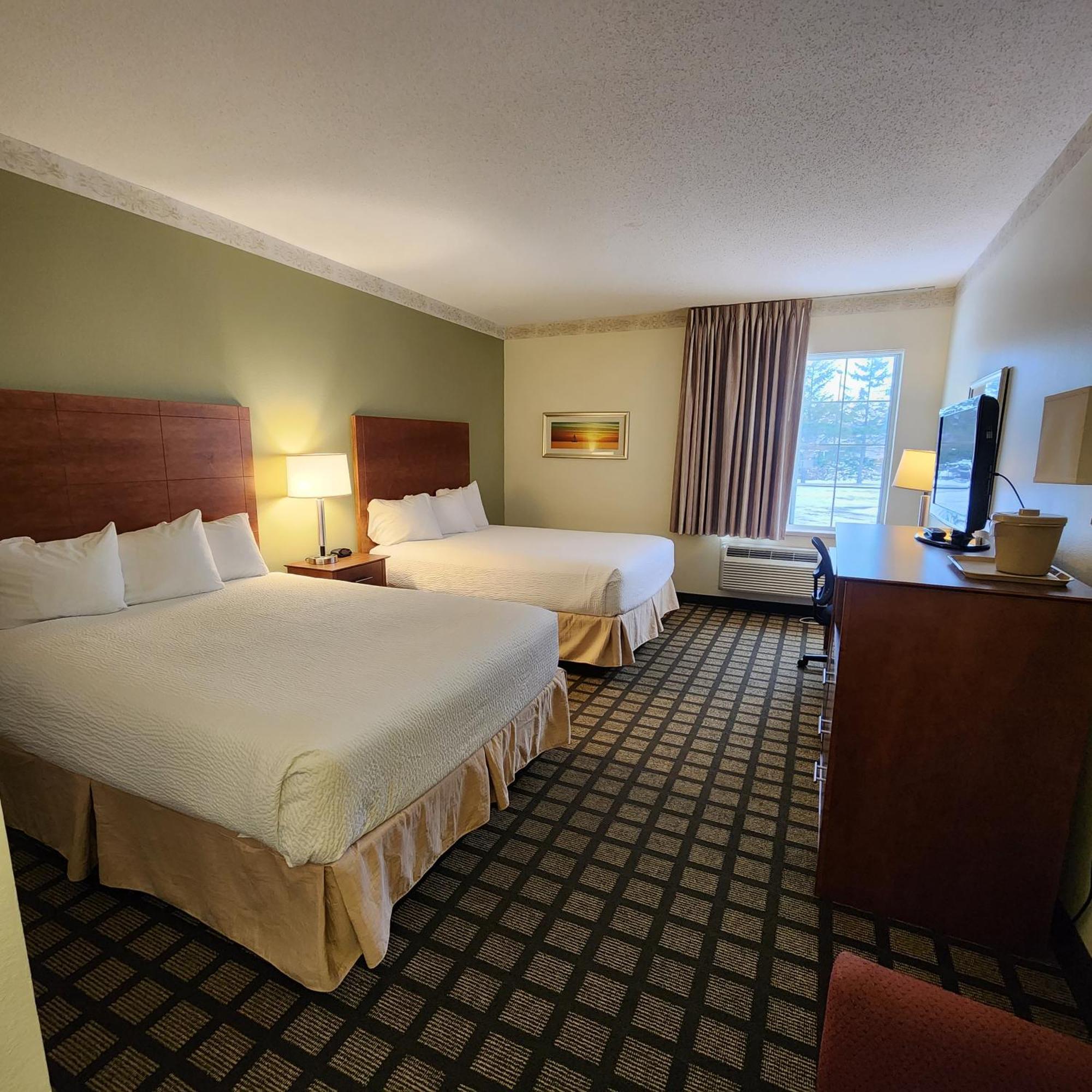 Baymont By Wyndham Mackinaw City Eksteriør billede