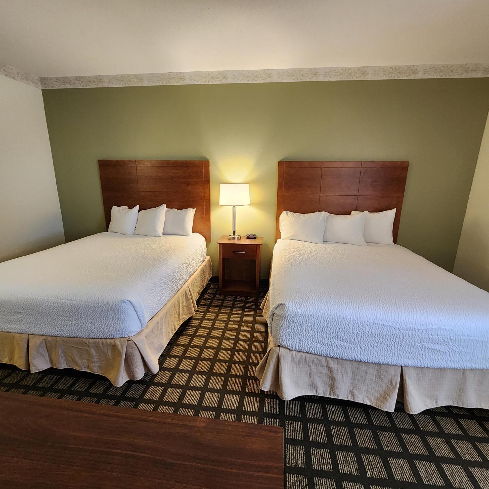 Baymont By Wyndham Mackinaw City Eksteriør billede
