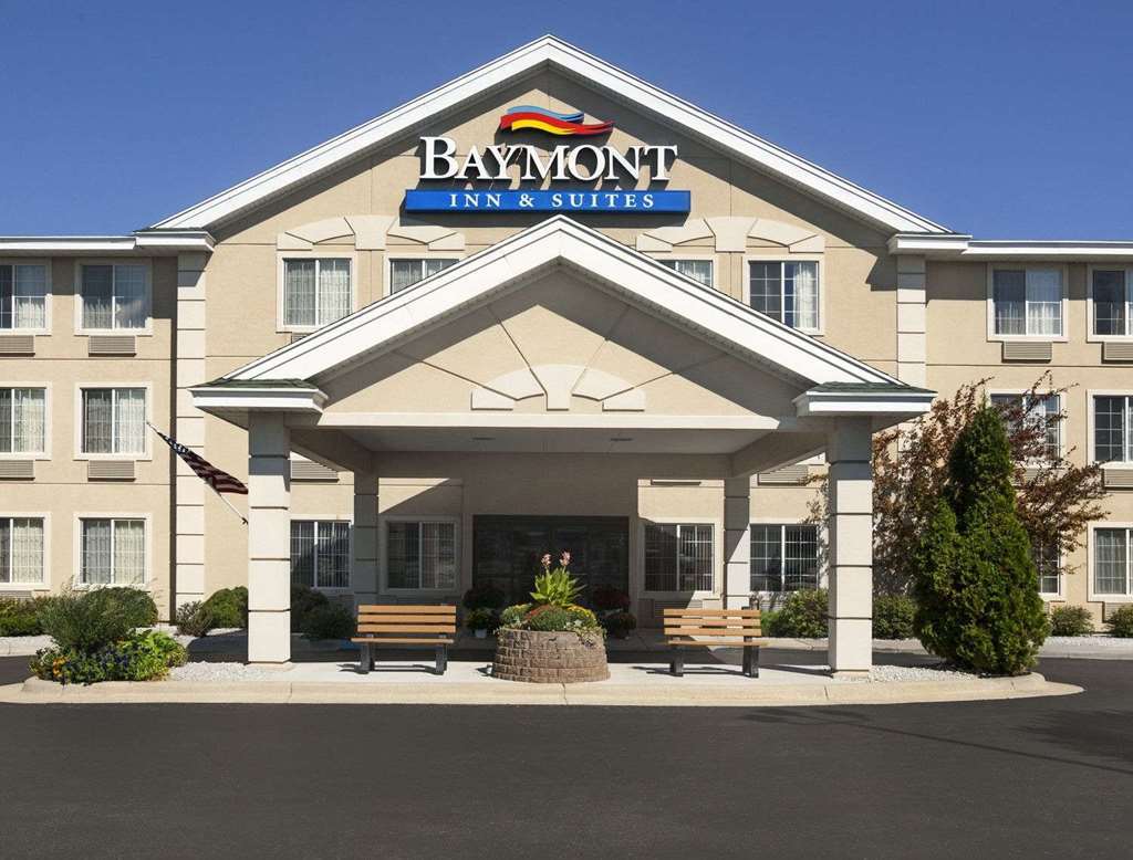 Baymont By Wyndham Mackinaw City Eksteriør billede
